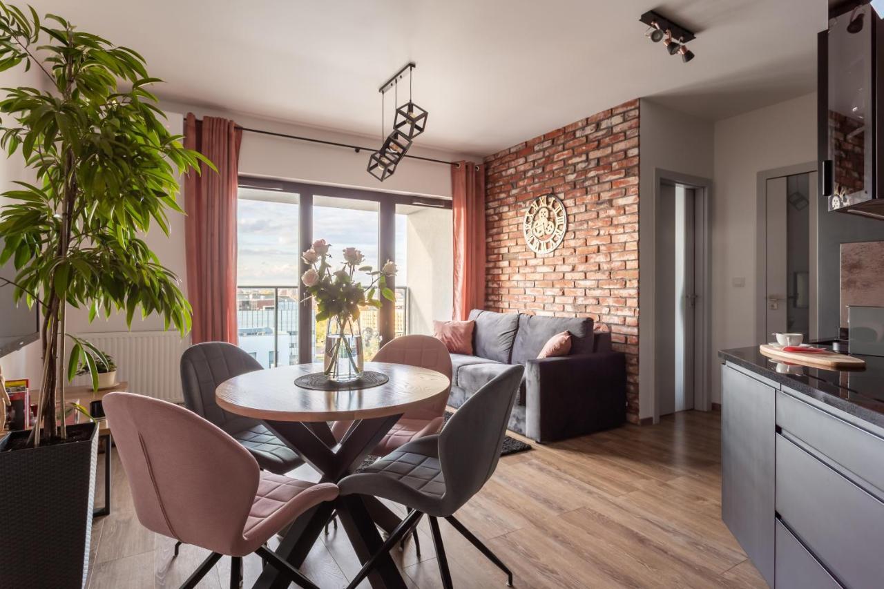 Glamour Apartment City View Вроцлав Экстерьер фото
