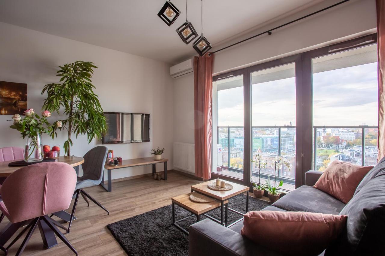 Glamour Apartment City View Вроцлав Экстерьер фото