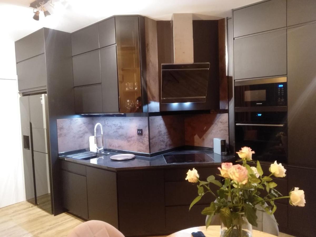 Glamour Apartment City View Вроцлав Экстерьер фото